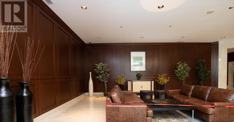 207-200 Rideau Street, Ottawa, ON, K1N 5Y1 - 3