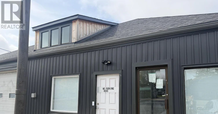 4-54 Main Street, Uxbridge, ON, L9P 1J2 - 2