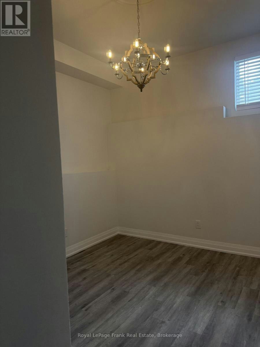 4-54 Main Street, Uxbridge, ON, L9P 1J2 - 5
