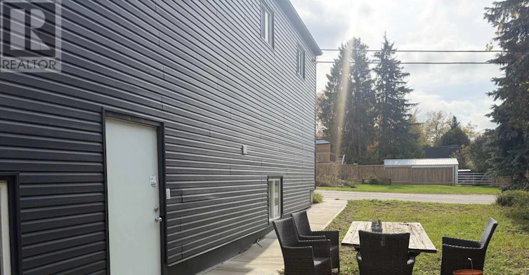 4-54 Main Street, Uxbridge, ON, L9P 1J2 - 3