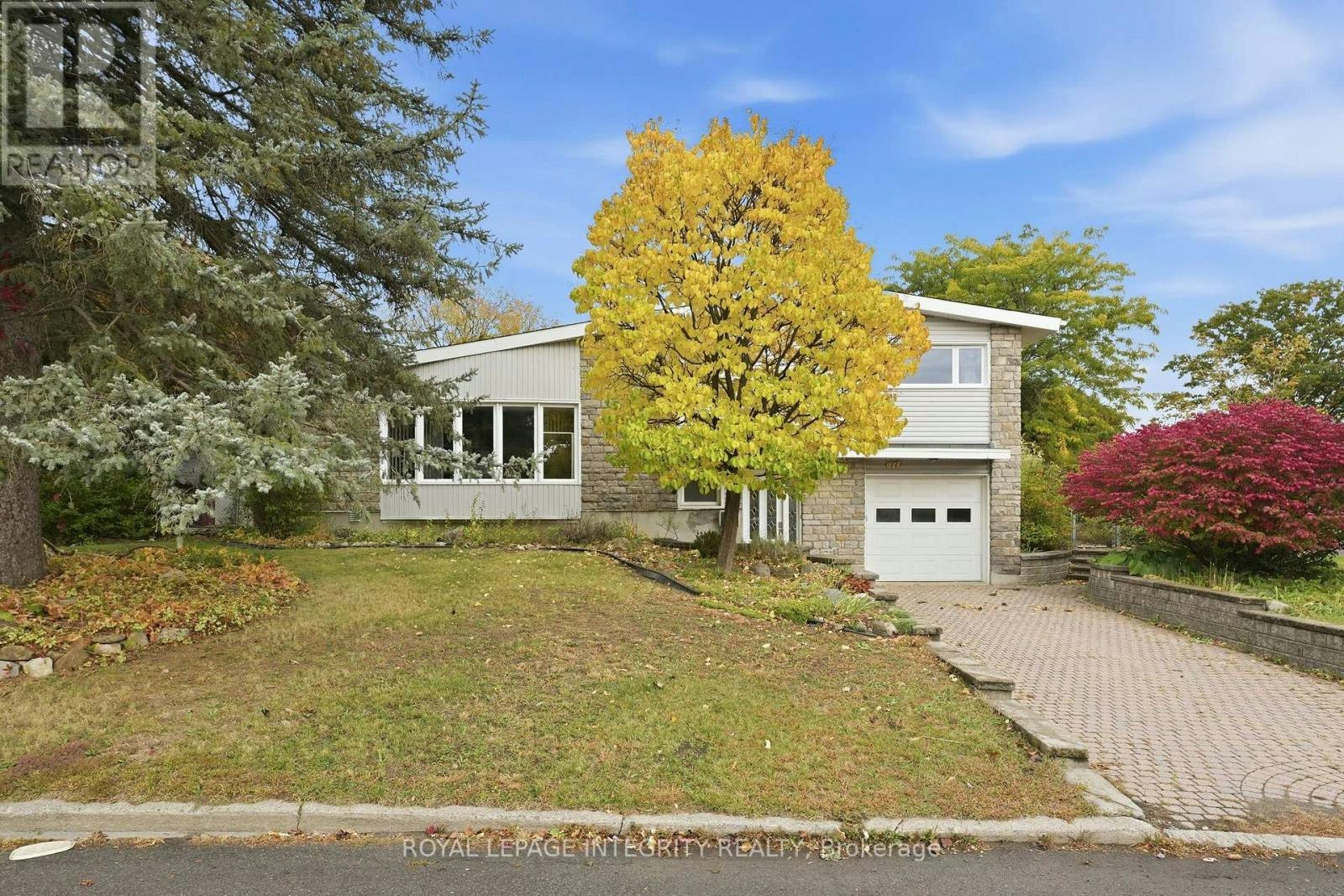 1861 Appleford Street, Ottawa, ON, K1J 6T5