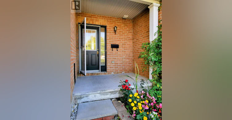 180 Claridge Drive, Ottawa, ON, K2J 5G9 - 2