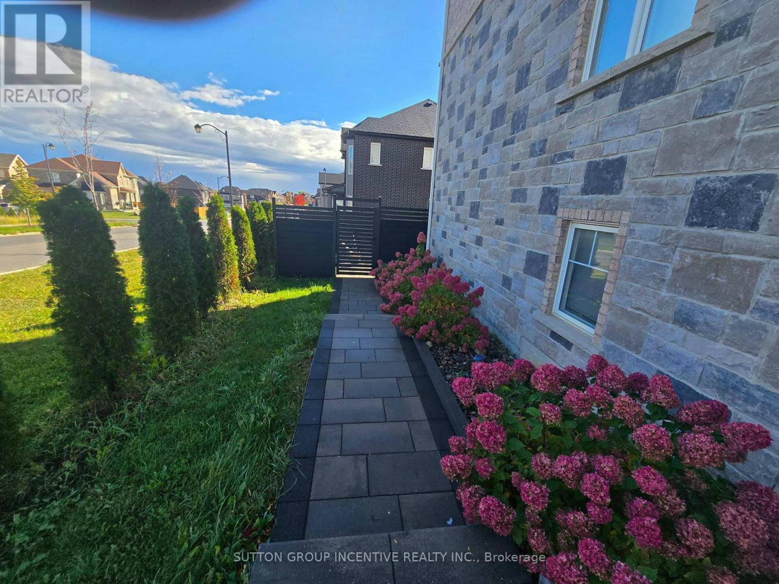 1415 Lormel Gate Avenue, Innisfil, ON, L0L 1W0 - 3