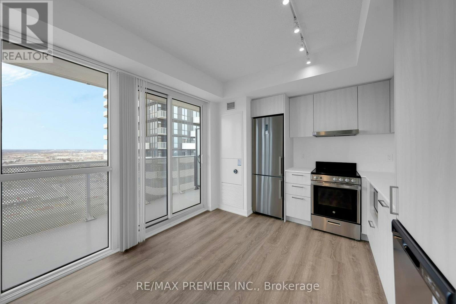 3712-195 Commerce Street, Vaughan, ON, L4K 0P9 - 6