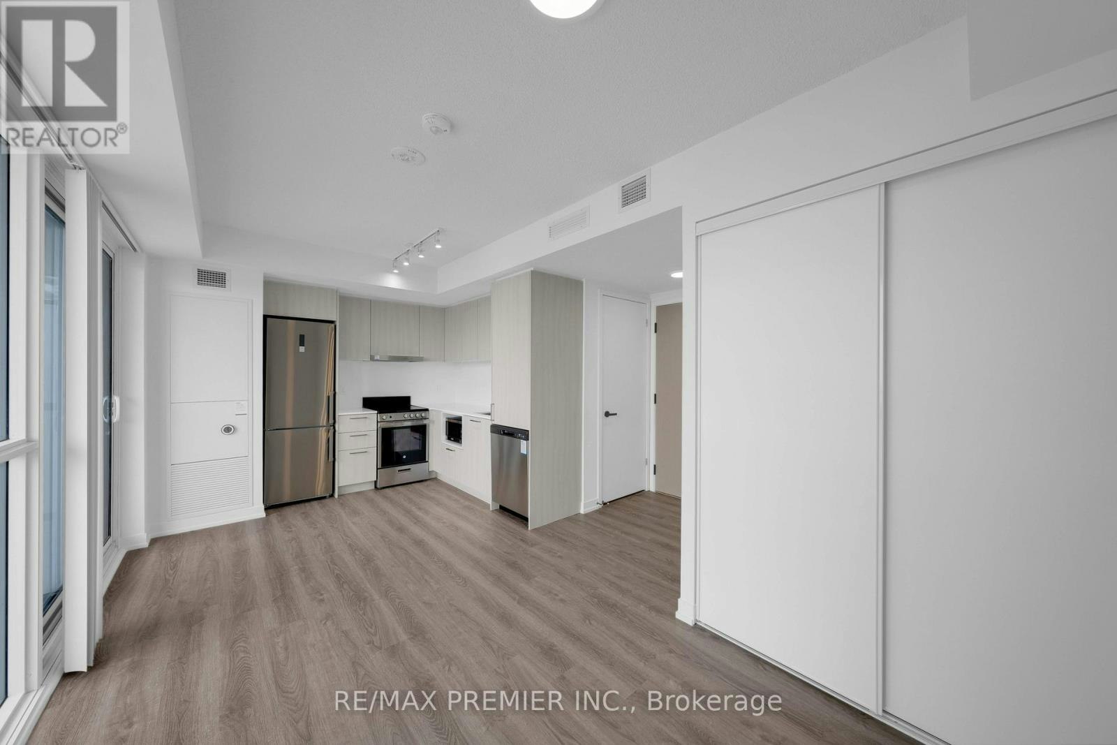 3712-195 Commerce Street, Vaughan, ON, L4K 0P9 - 7