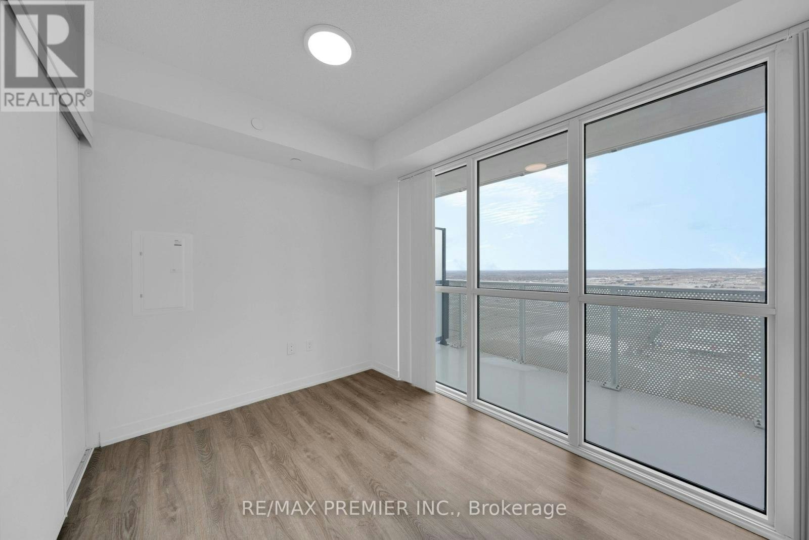 3712-195 Commerce Street, Vaughan, ON, L4K 0P9 - 11