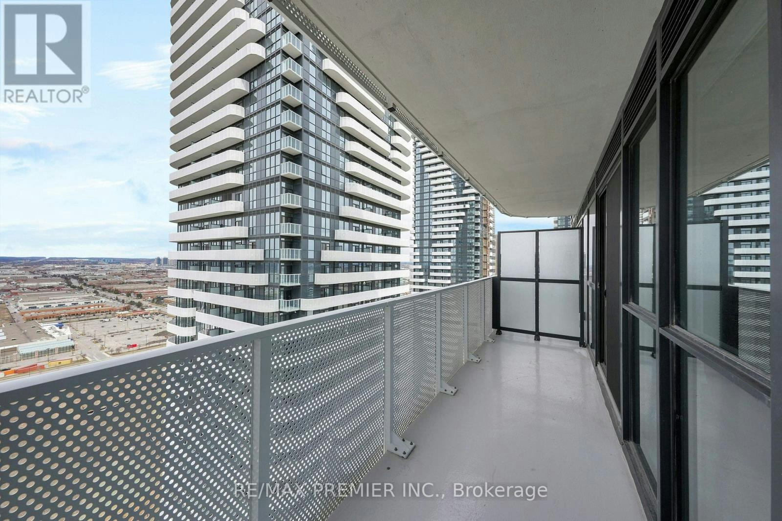 3712-195 Commerce Street, Vaughan, ON, L4K 0P9 - 16
