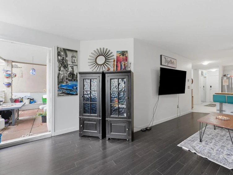 105-1153 Vidal Street, Surrey, BC, V4B 3T4 - 5
