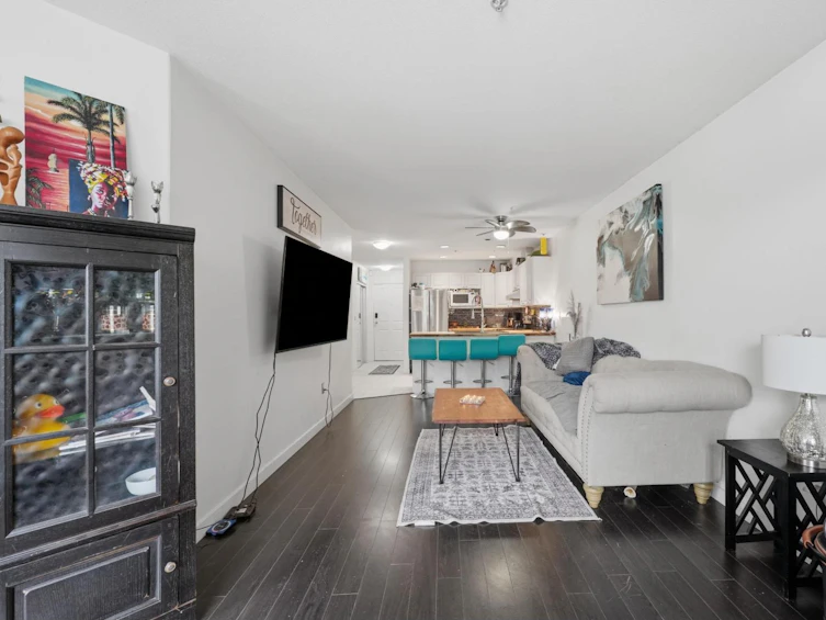 105-1153 Vidal Street, Surrey, BC, V4B 3T4 - 3