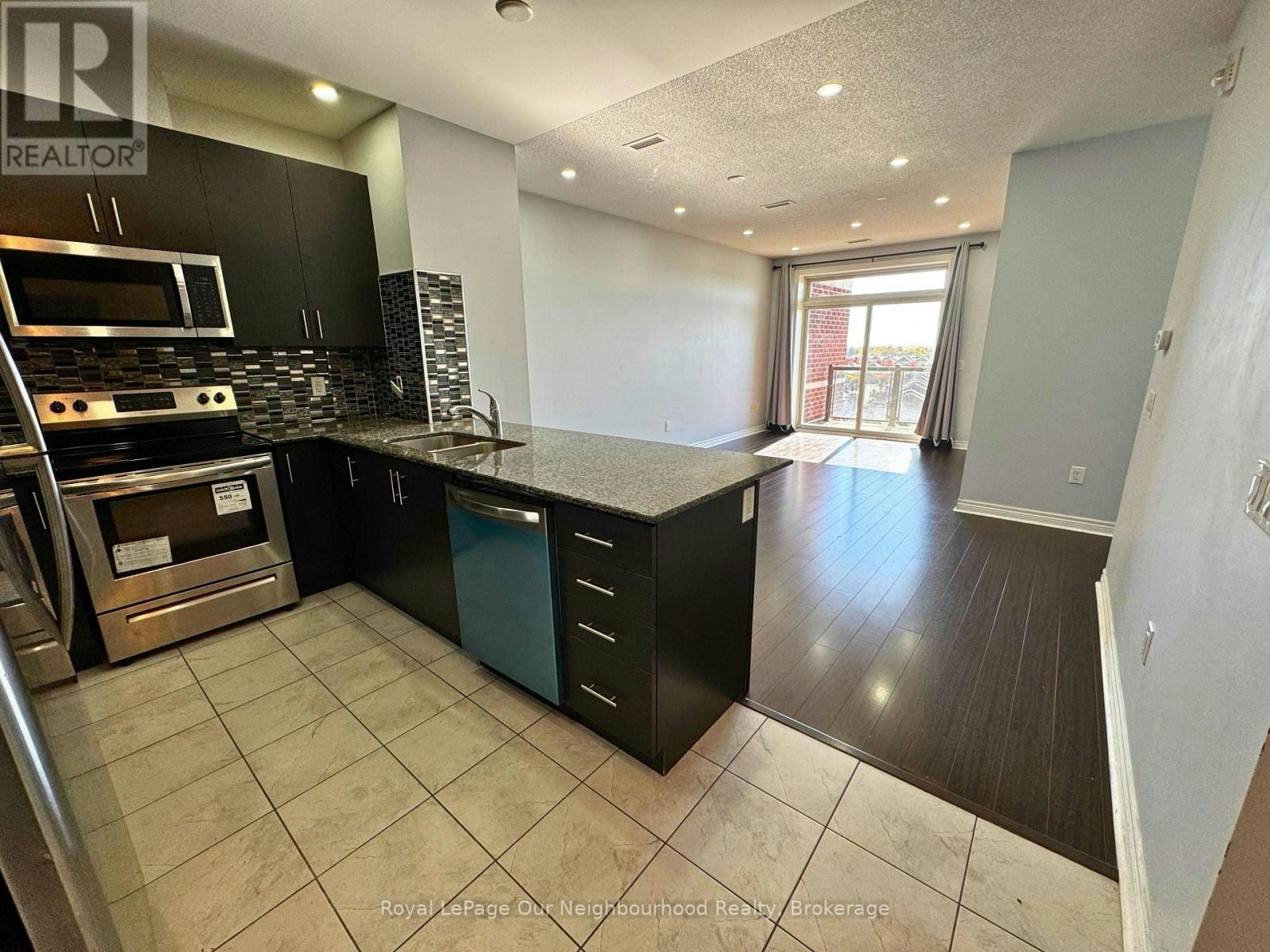 814-7325 Markham Road, Markham, ON, L3S 3J9 - 2