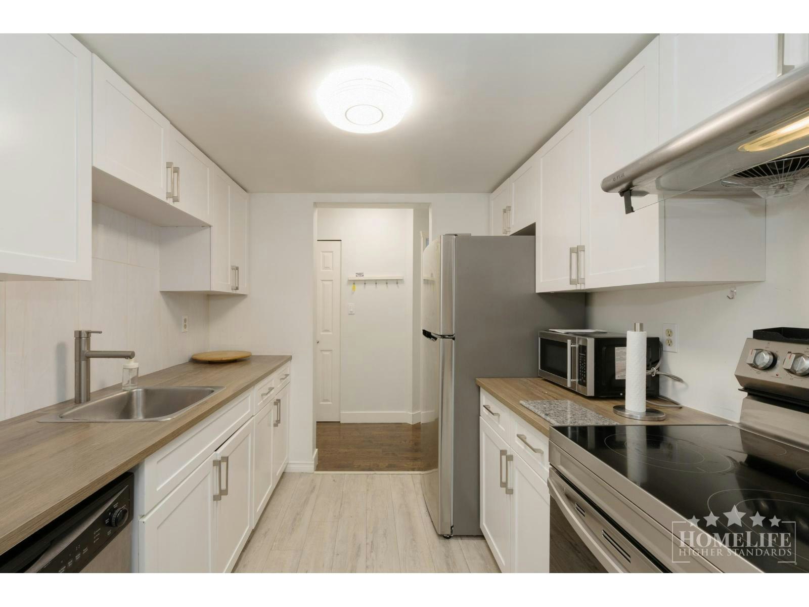 114-10644 151a Street, Surrey, BC, V3R 8R3 - 7
