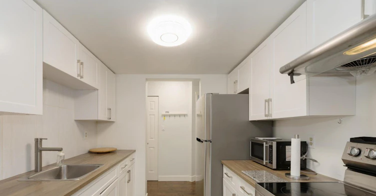 114-10644 151a Street, Surrey, BC, V3R 8R3 - 7
