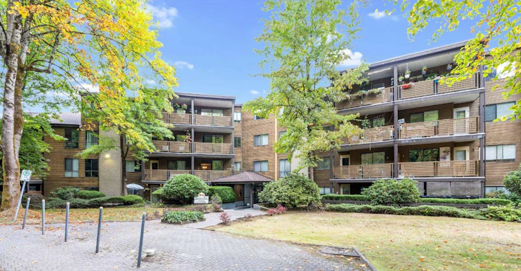 114-10644 151a Street, Surrey, BC, V3R 8R3