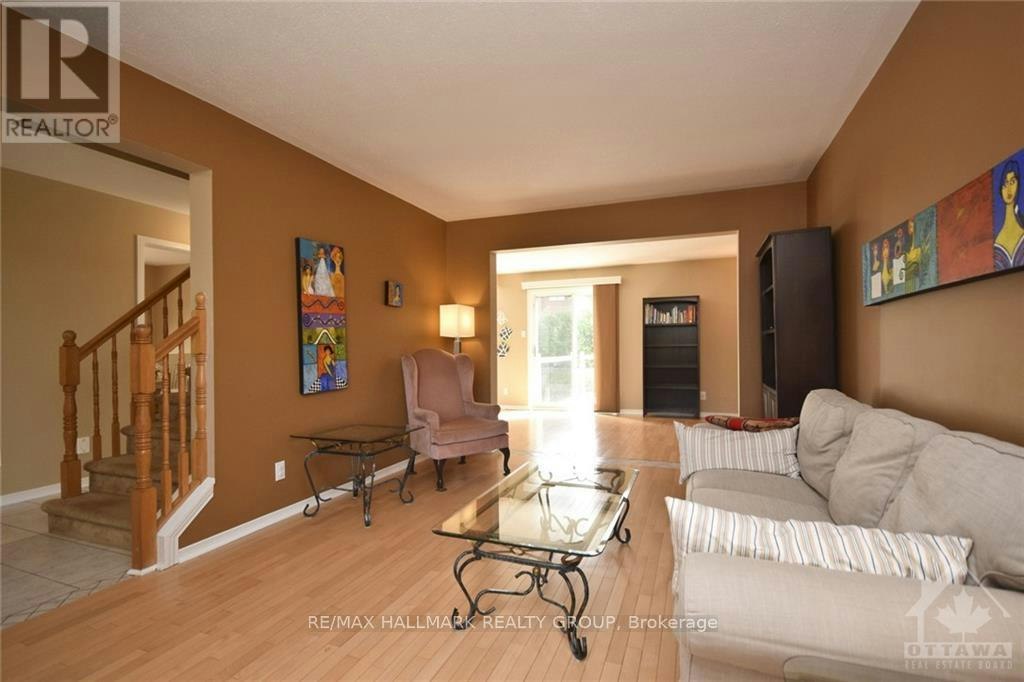 417 Pauline Charron Place, Ottawa, ON, K1L 8L4 - 6