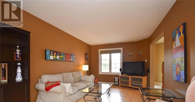 417 Pauline Charron Place, Ottawa, ON, K1L 8L4 - 4