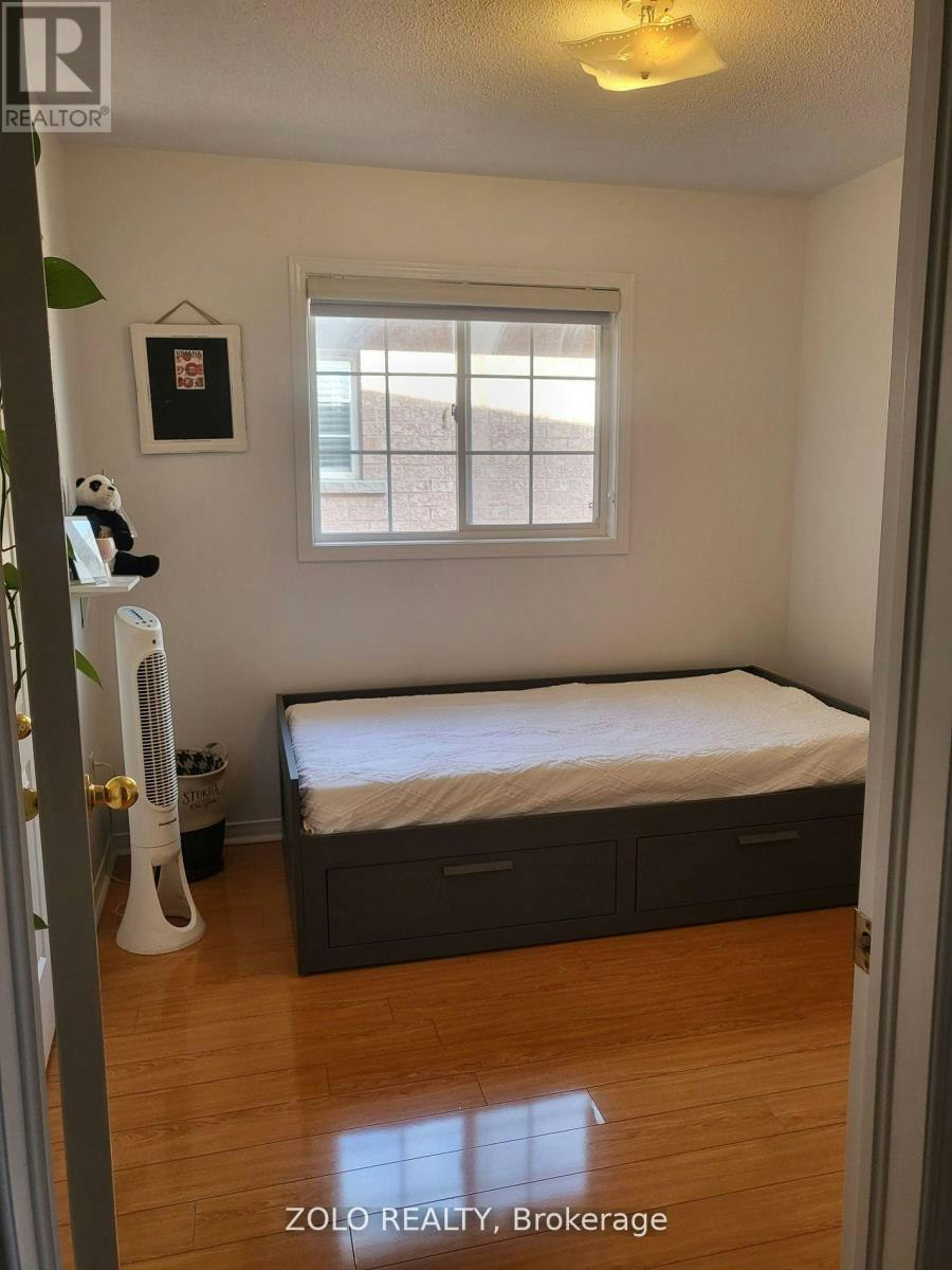 28 Spring Valley Court S, Brampton, ON, L6P 2E6 - 12