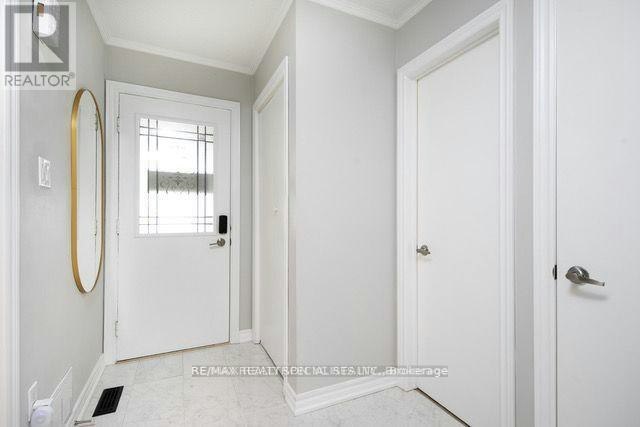 531 Beaver Court, Milton, ON, L9T 4A8 - 2