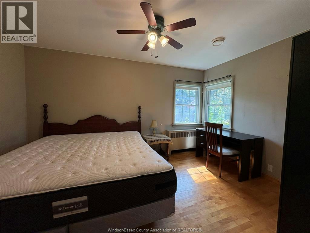 3155 Randolph Avenue West, Windsor, ON, N9E 3E5 - 9