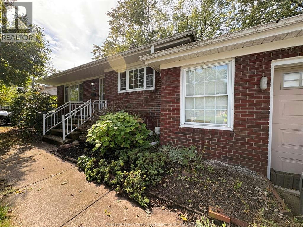 3155 Randolph Avenue West, Windsor, ON, N9E 3E5 - 20