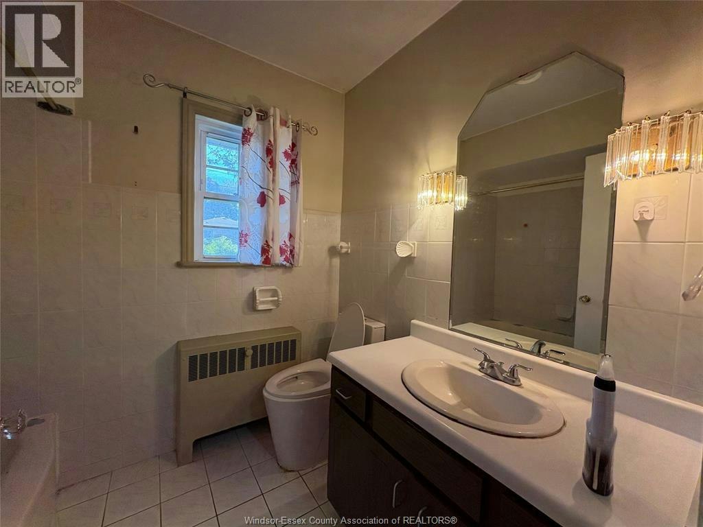 3155 Randolph Avenue West, Windsor, ON, N9E 3E5 - 12