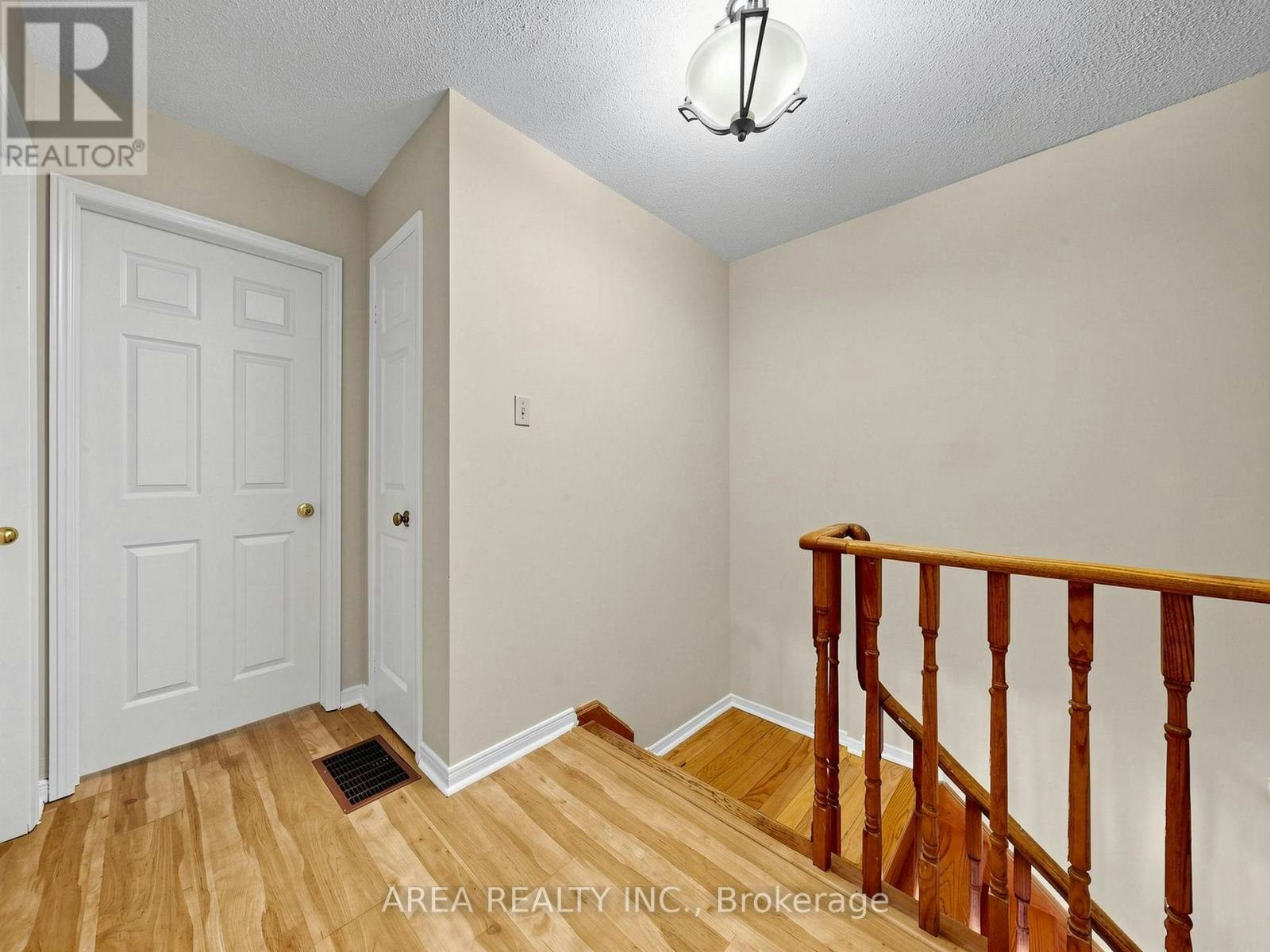 4749 Empire Crescent, Mississauga, ON, L5R 1M6 - 24
