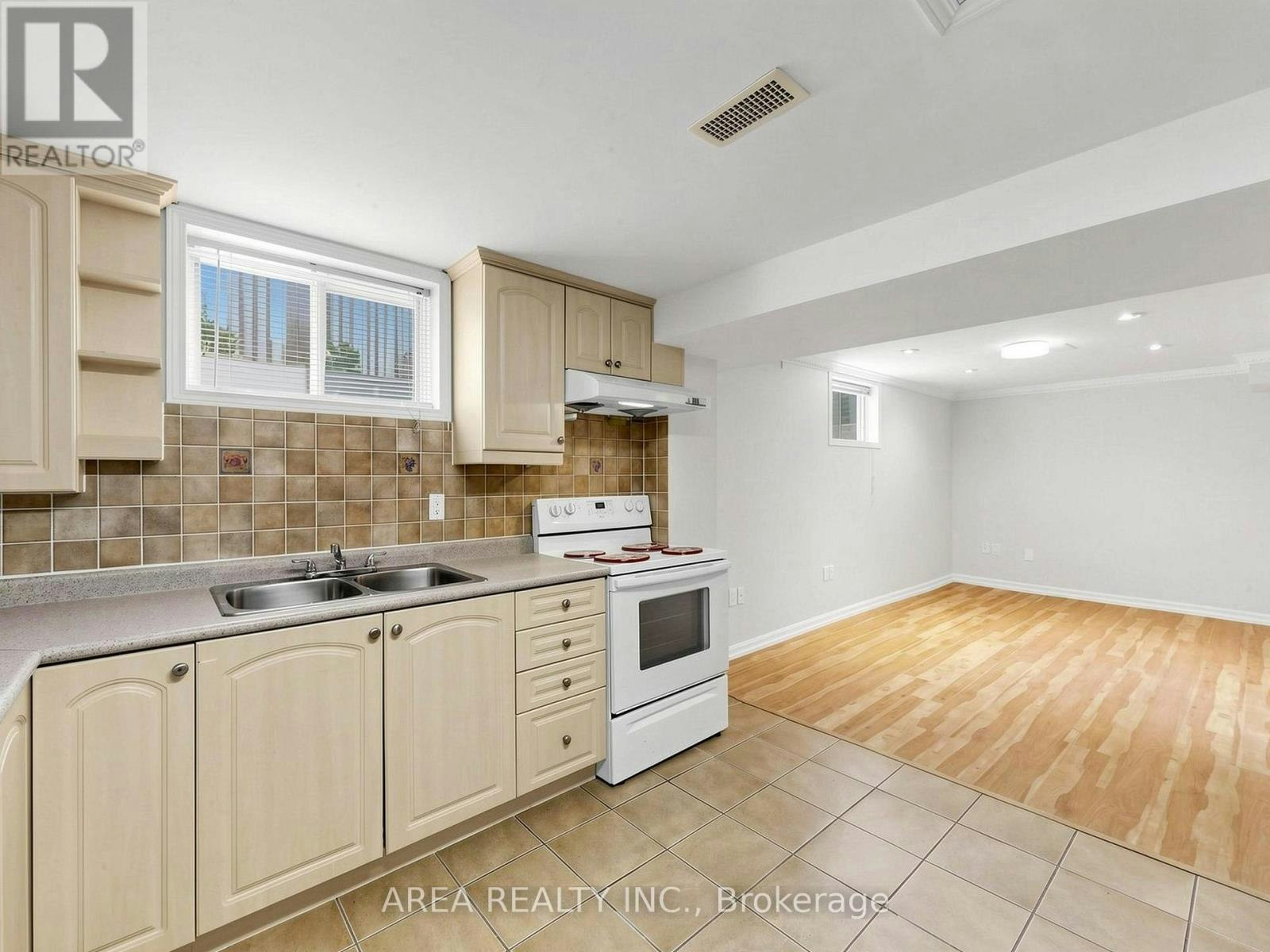 4749 Empire Crescent, Mississauga, ON, L5R 1M6 - 38