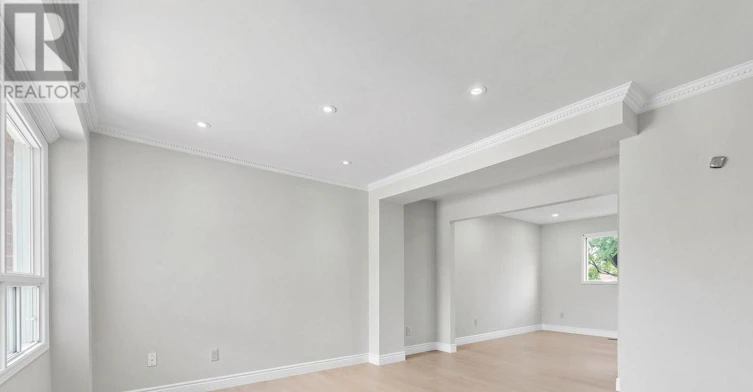 4749 Empire Crescent, Mississauga, ON, L5R 1M6 - 5