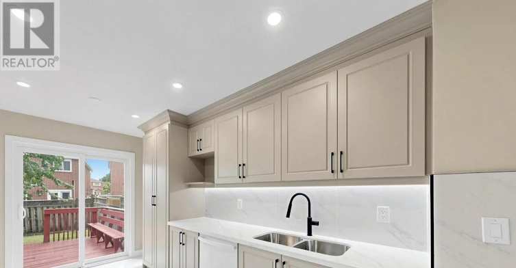4749 Empire Crescent, Mississauga, ON, L5R 1M6 - 11