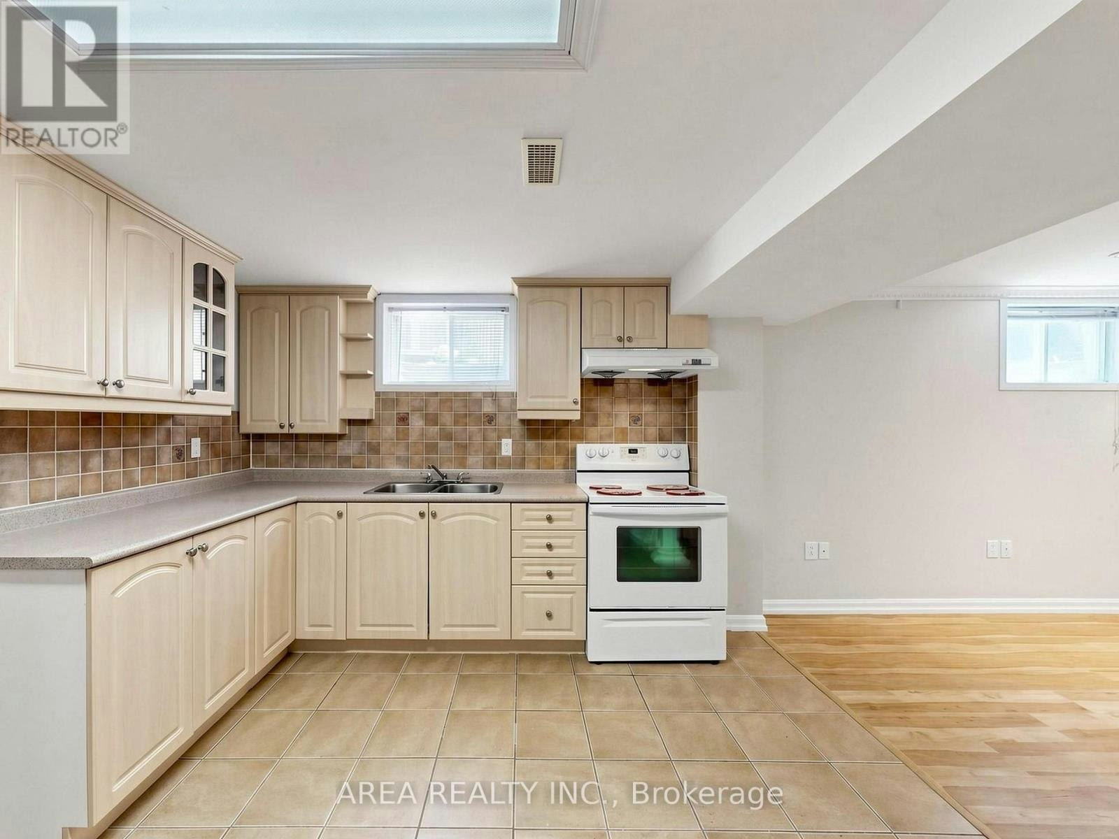 4749 Empire Crescent, Mississauga, ON, L5R 1M6 - 37