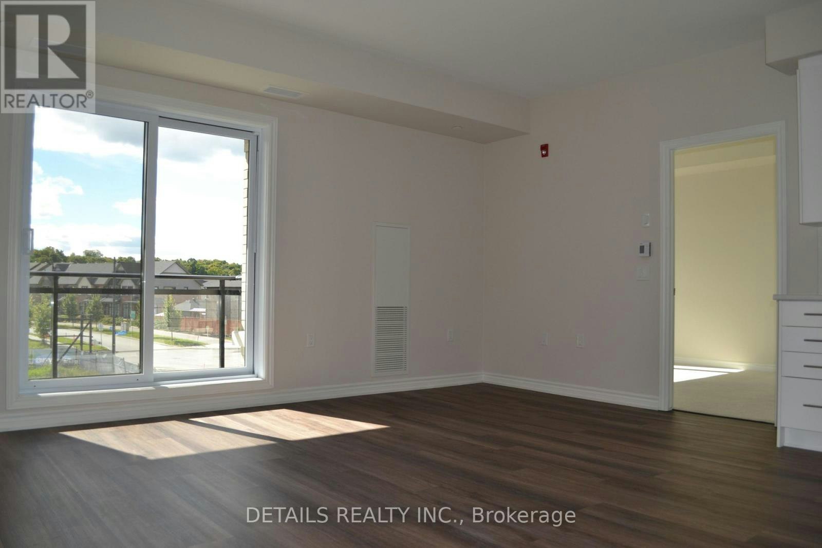 220-397 Codds Road, Ottawa, ON, K1K 5C7 - 10