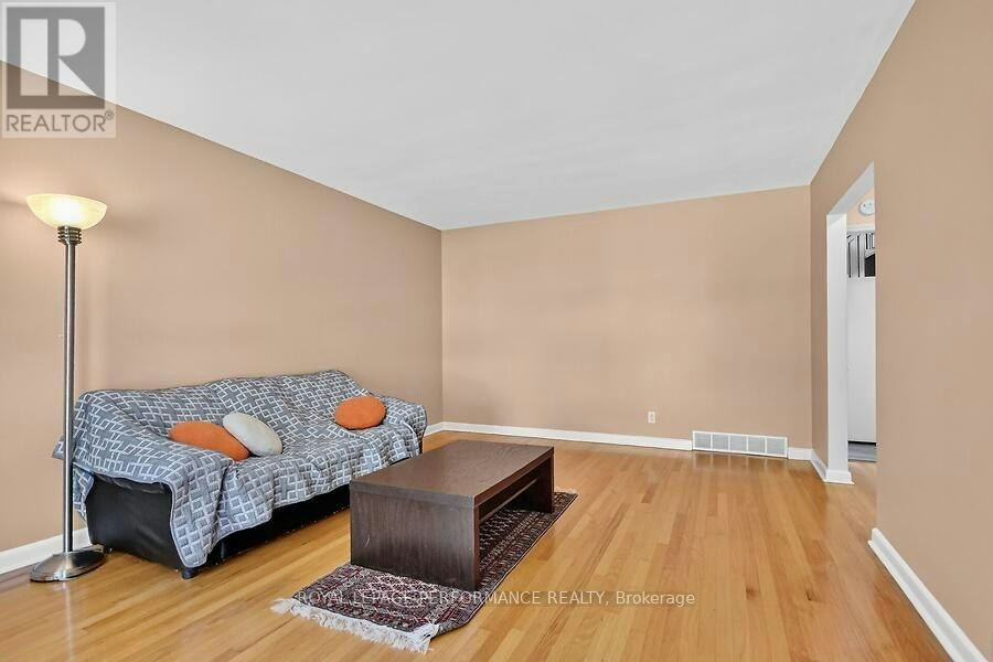 964 Connaught Avenue, Ottawa, ON, K2B 5M9 - 5