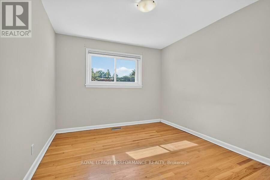964 Connaught Avenue, Ottawa, ON, K2B 5M9 - 15