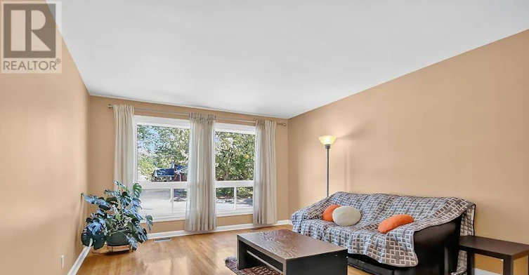964 Connaught Avenue, Ottawa, ON, K2B 5M9 - 4