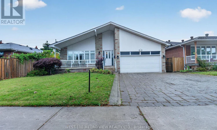 3411 Pinesmoke Crescent