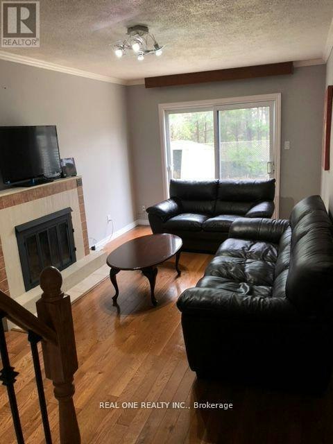 35 Springhead Garden, Richmond Hill, ON, L4C 5C1 - 4