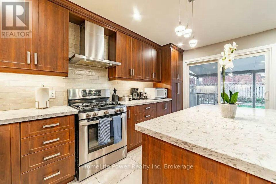 463 Westheights Drive, Kitchener, ON, N2N 1M3 - 4
