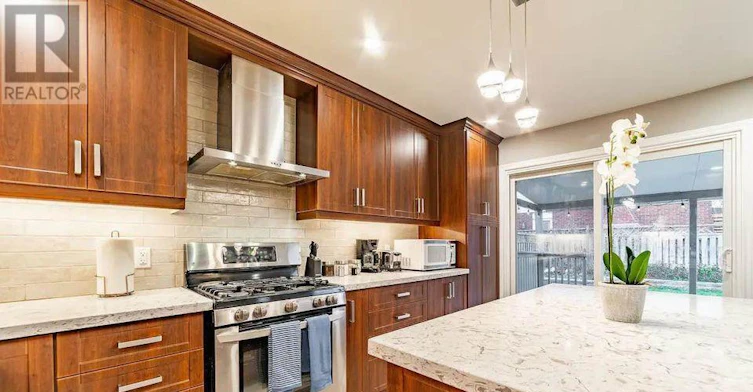 463 Westheights Drive, Kitchener, ON, N2N 1M3 - 4