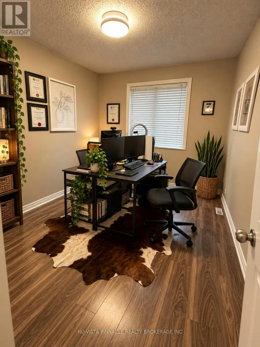 2537 Upper) Meadowgate Boulevard, London, ON, N6M 1L8 - 8