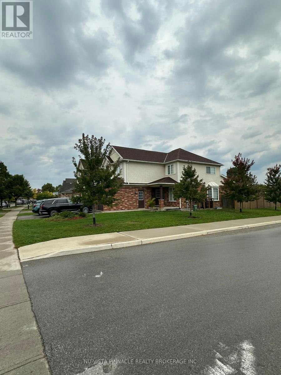 2537 Upper) Meadowgate Boulevard, London, ON, N6M 1L8 - 3