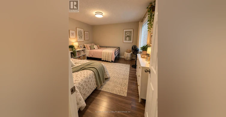 2537 Upper) Meadowgate Boulevard, London, ON, N6M 1L8 - 16