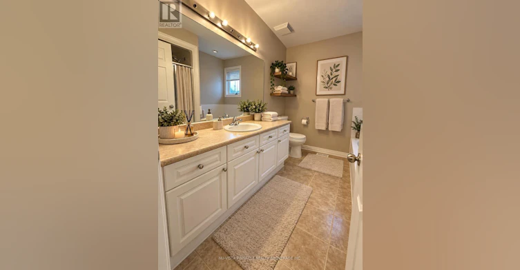 2537 Upper) Meadowgate Boulevard, London, ON, N6M 1L8 - 18