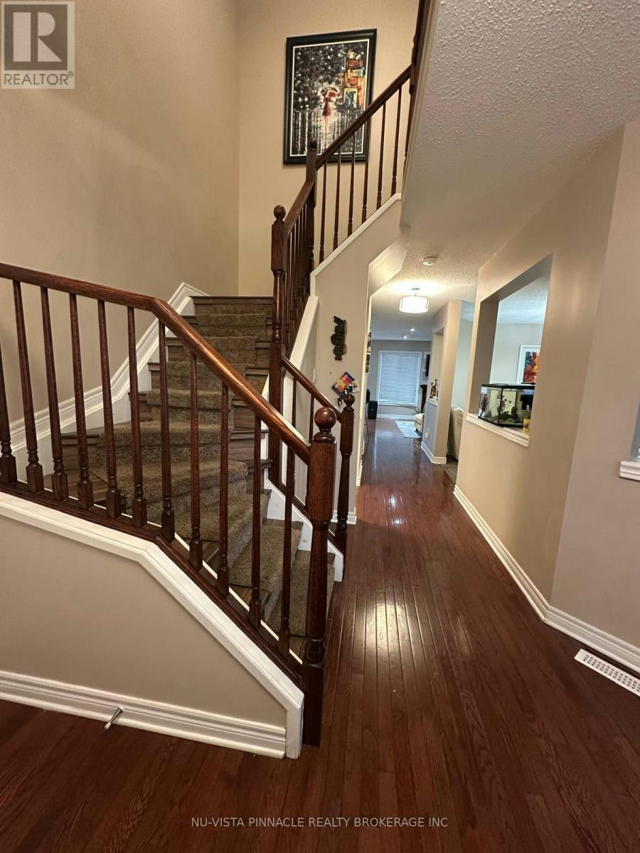 2537 Upper) Meadowgate Boulevard, London, ON, N6M 1L8 - 4