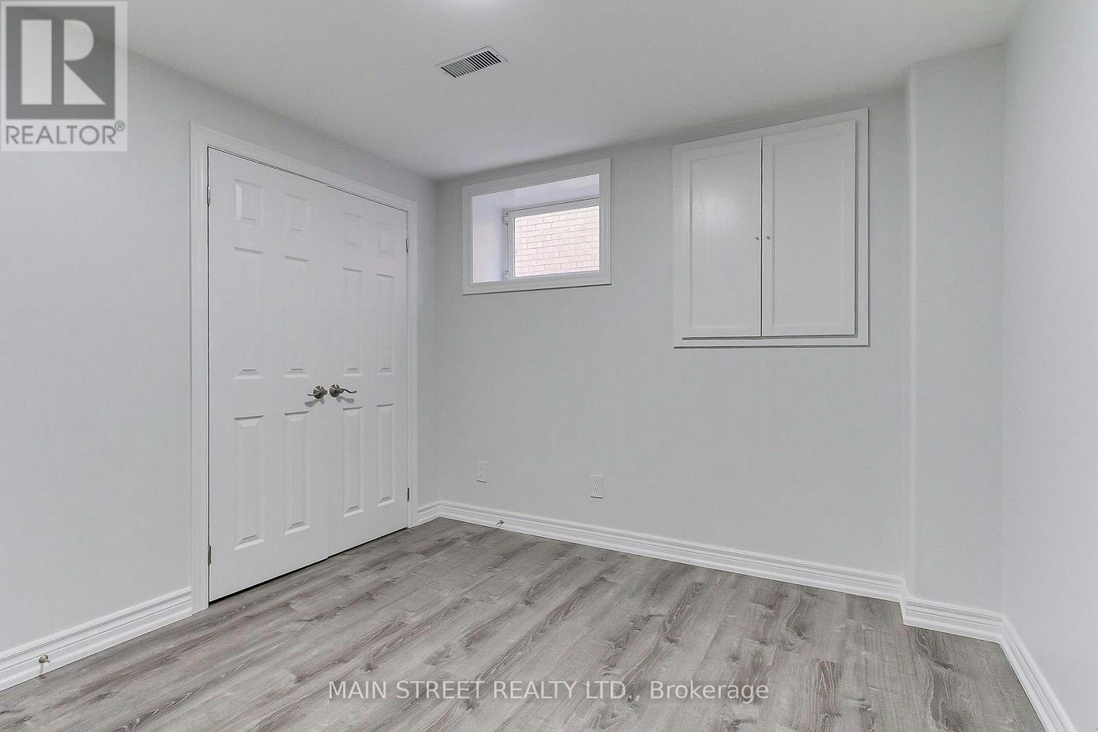 83 Laurendale Avenue, Georgina, ON, L4P 4G3 - 17