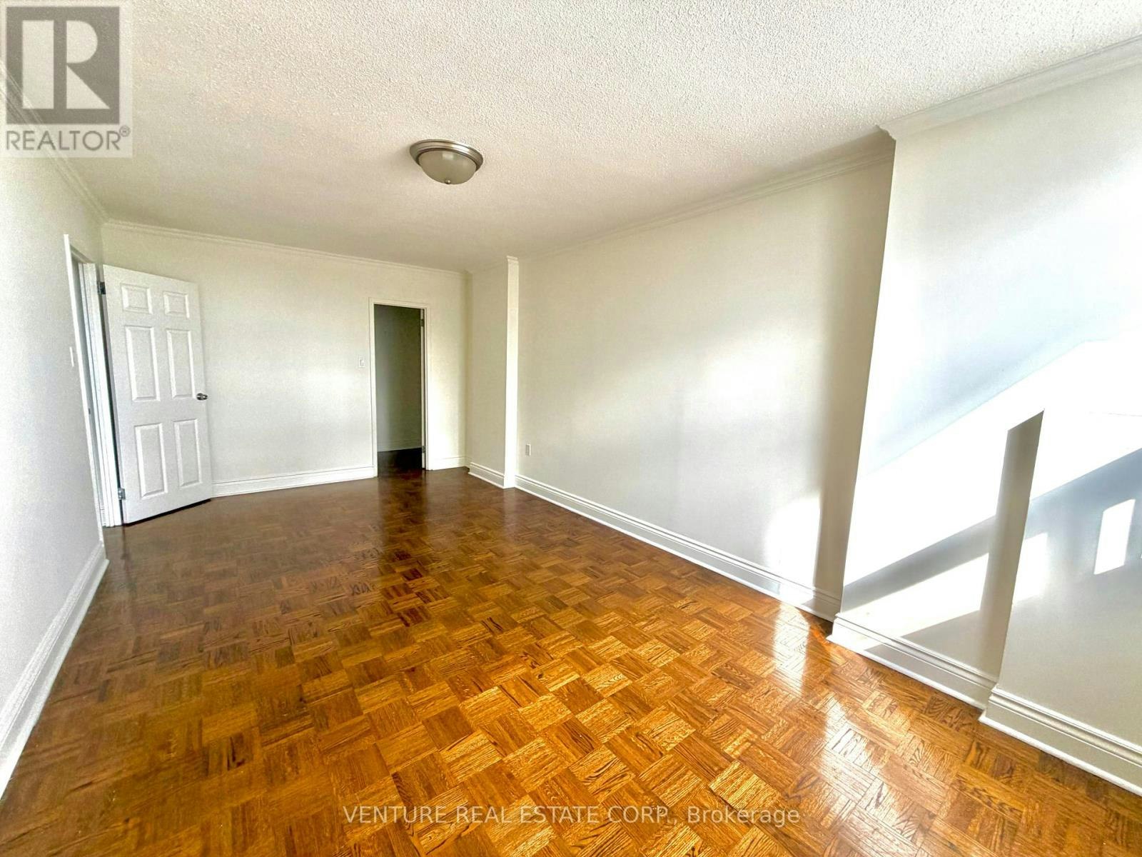 801-5949 Yonge Street, Toronto, ON, M2M 3V8 - 17