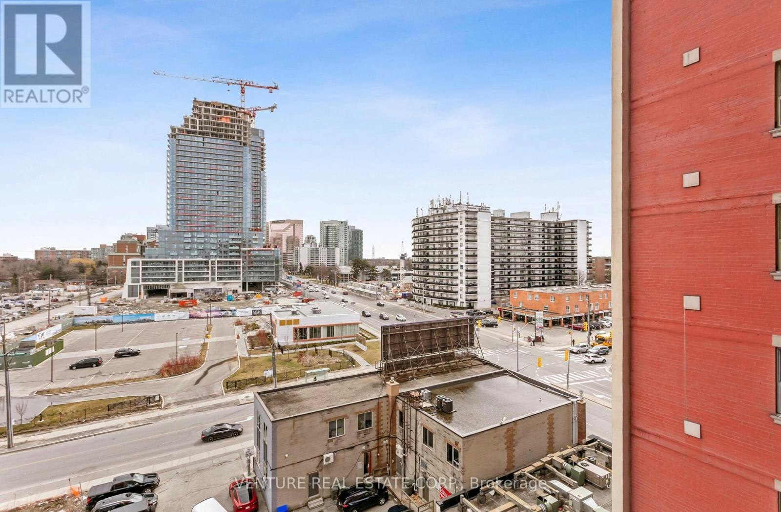 801-5949 Yonge Street, Toronto, ON, M2M 3V8 - 37