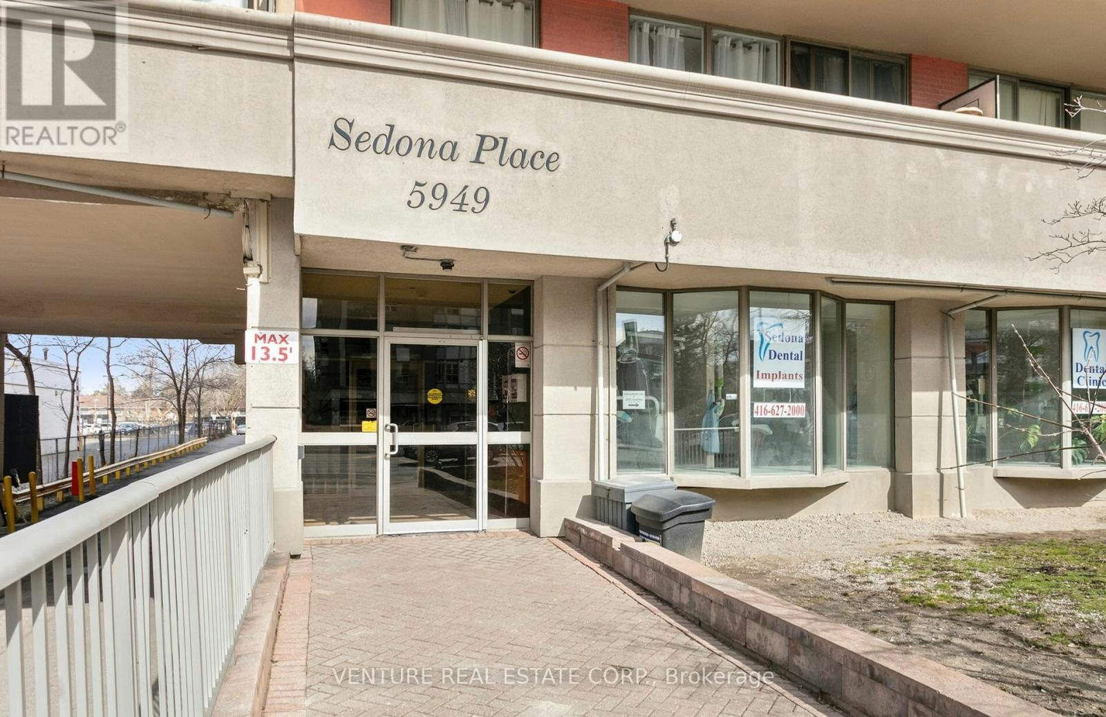 801-5949 Yonge Street, Toronto, ON, M2M 3V8 - 2