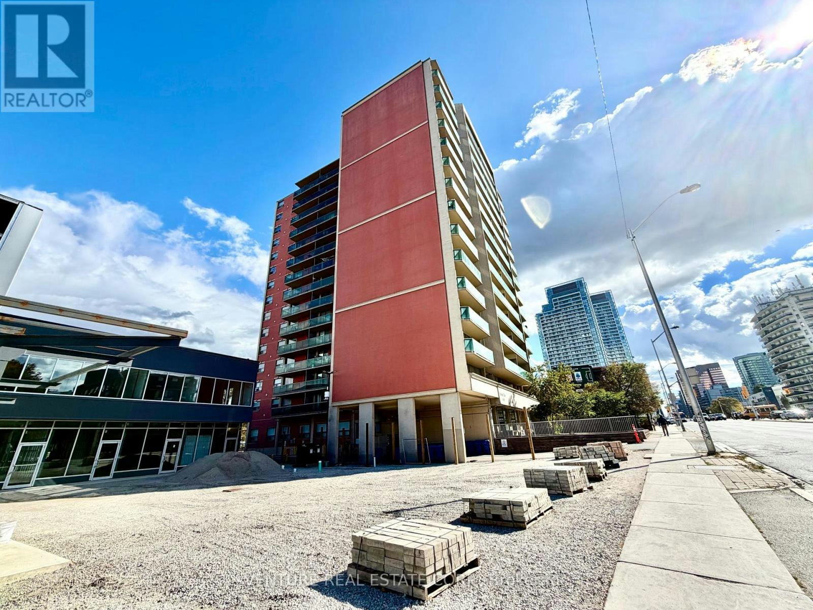 801-5949 Yonge Street, Toronto, ON, M2M 3V8 - 41