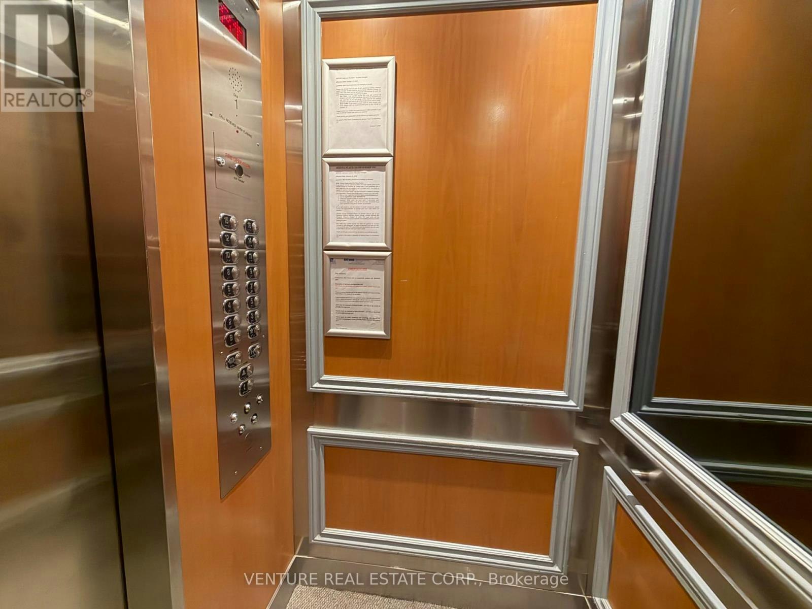 801-5949 Yonge Street, Toronto, ON, M2M 3V8 - 5