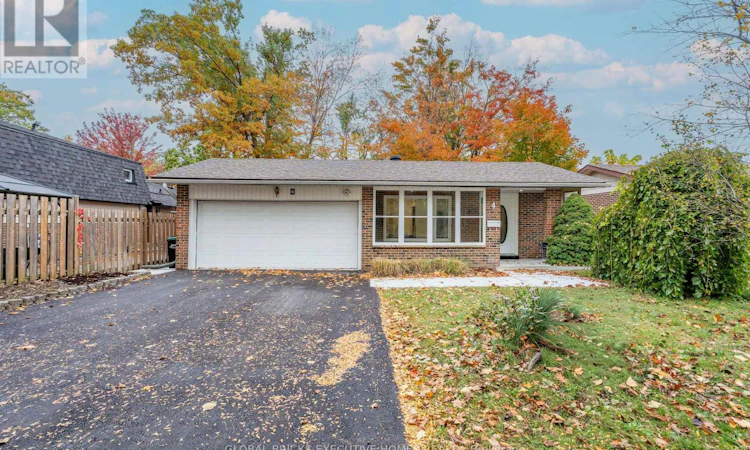 4 Virgilwood Crescent