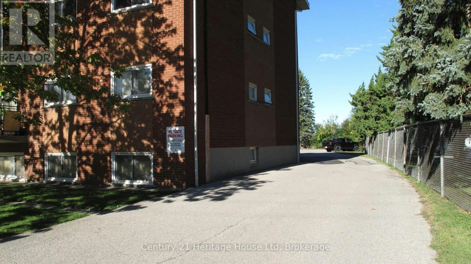 9-16 Brant Avenue, Guelph, ON, N1E 1E7 - 19